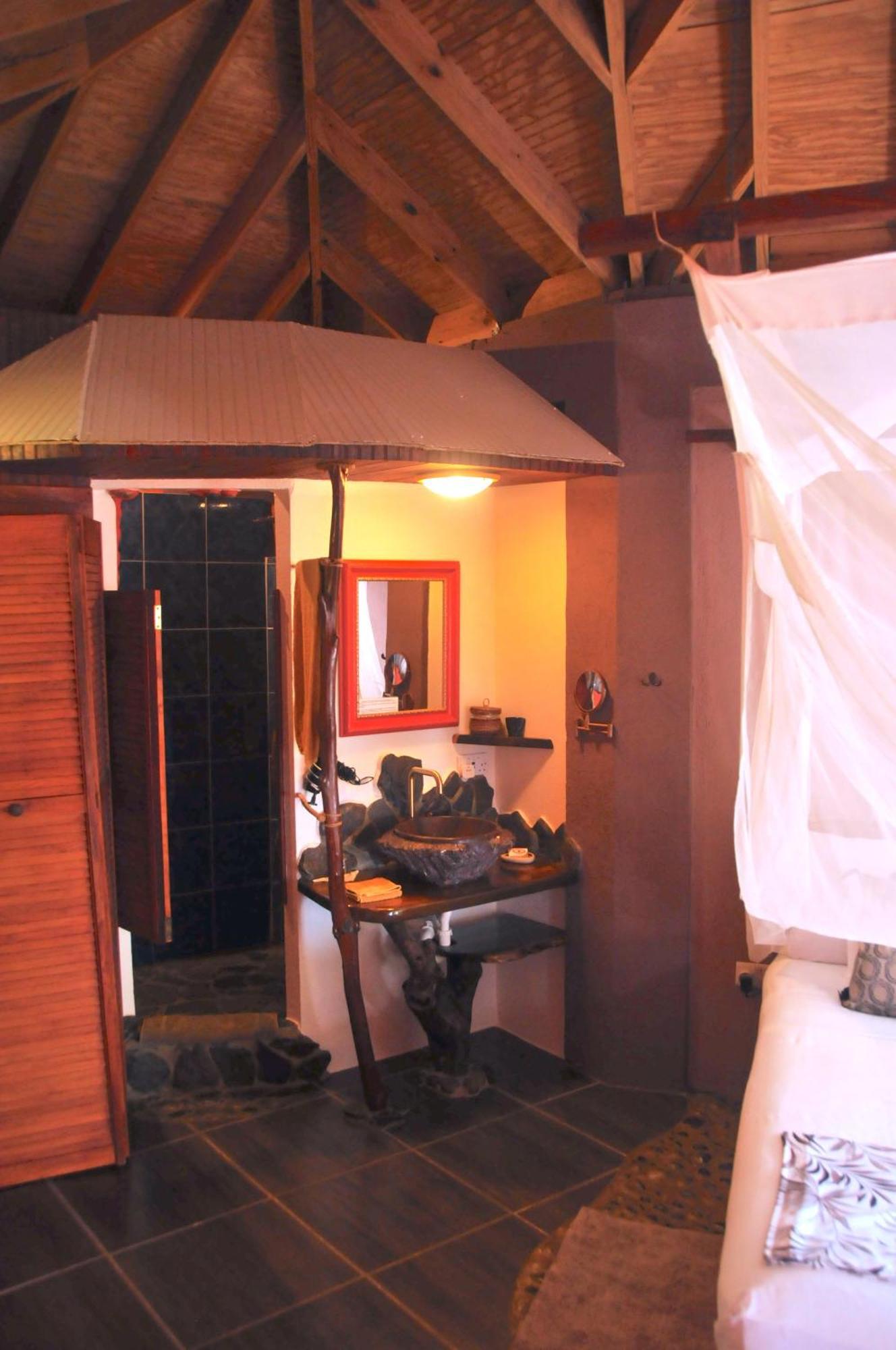 Mango Island Lodges Saint Joseph Exteriör bild